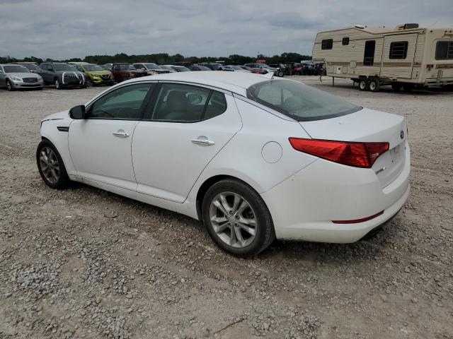 5XXGM4A72DG150394 - 2013 KIA OPTIMA LX WHITE photo 4
