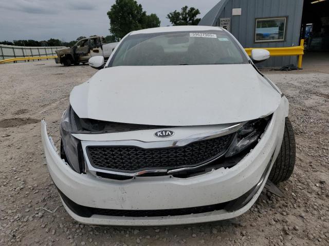 5XXGM4A72DG150394 - 2013 KIA OPTIMA LX WHITE photo 9