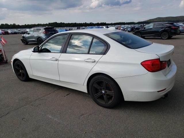 WBA3A5C57CF340419 - 2012 BMW 328 I WHITE photo 2