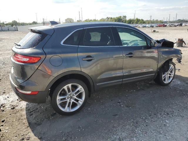 5LMCJ3D93HUL13514 - 2017 LINCOLN MKC RESERVE GRAY photo 3