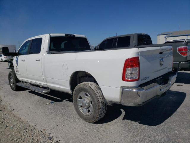 3C6UR5JL6NG155286 - 2022 RAM 2500 BIG HORN/LONE STAR WHITE photo 2