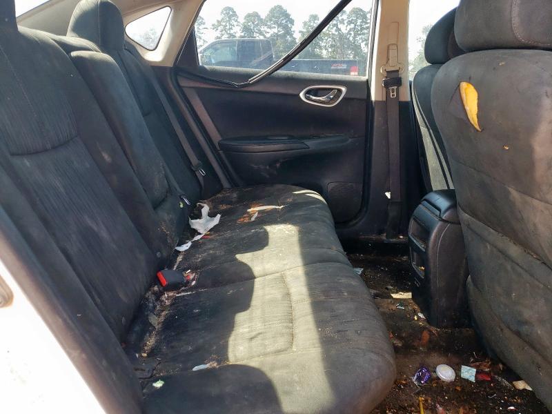 3N1AB7AP6JY338399 - 2018 NISSAN SENTRA S 白色 照片 10