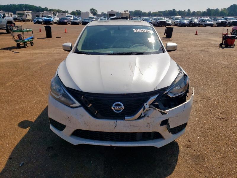 3N1AB7AP6JY338399 - 2018 NISSAN SENTRA S 白色 照片 5