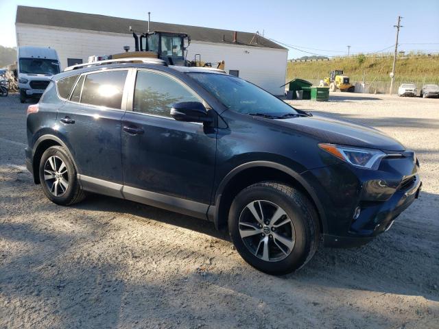 2T3RFREVXHW653697 - 2017 TOYOTA RAV4 XLE 蓝色 照片 4