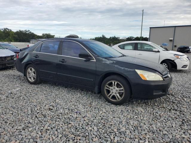 1HGCM56707A211577 - 2007 HONDA ACCORD EX Սև լուսանկար 4
