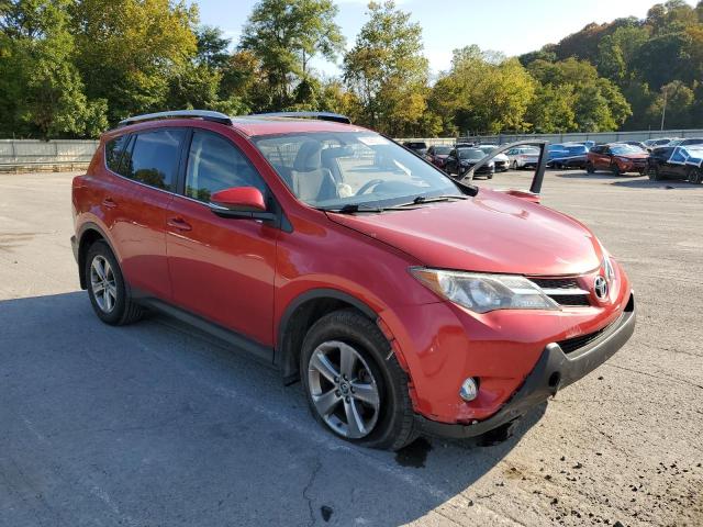 JTMRFREVXFD139617 - 2015 TOYOTA RAV4 XLE RED photo 4