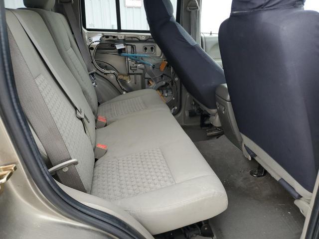 1J4GL48K16W200372 - 2006 JEEP LIBERTY SPORT Złoty zdjęcie 11