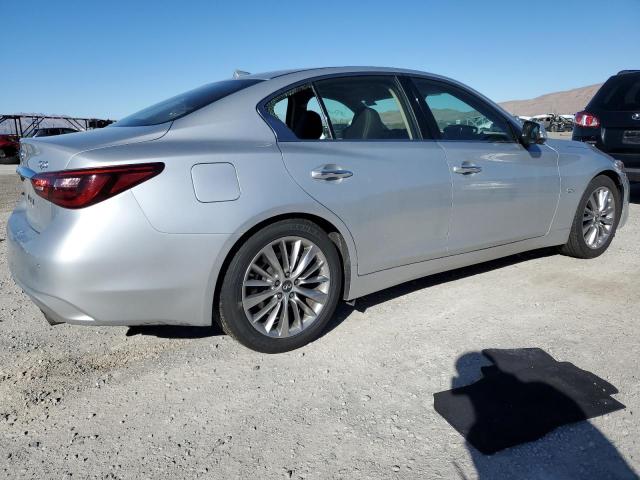 JN1EV7AP2JM365983 - 2018 INFINITI Q50 LUXE SILVER photo 3