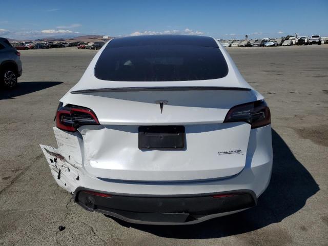 7SAYGDEF4PF882291 - 2023 TESLA MODEL Y WHITE photo 6