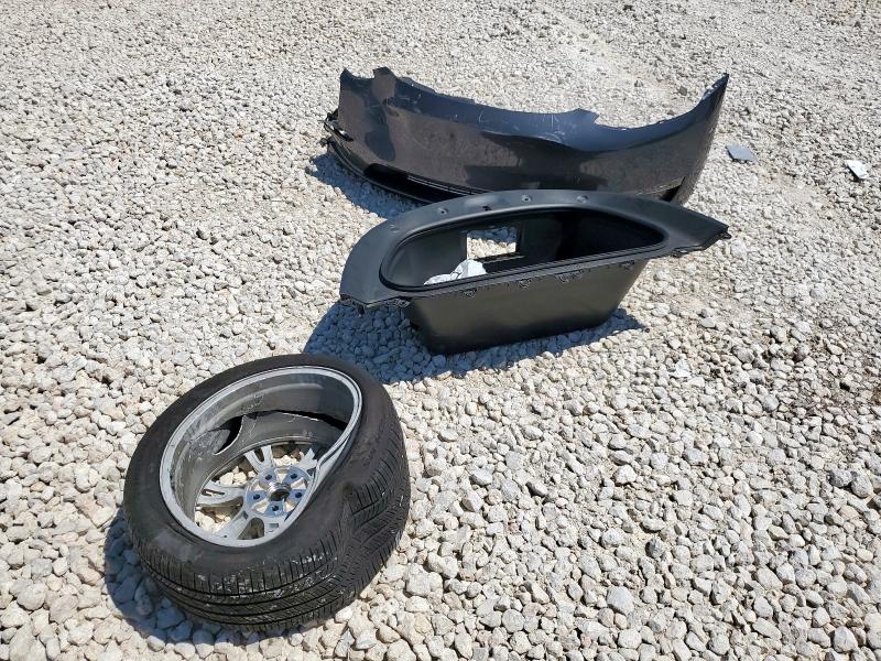 7SAYGDEE5PA204606 - 2023 TESLA MODEL Y Gümüş fotoğraf 12