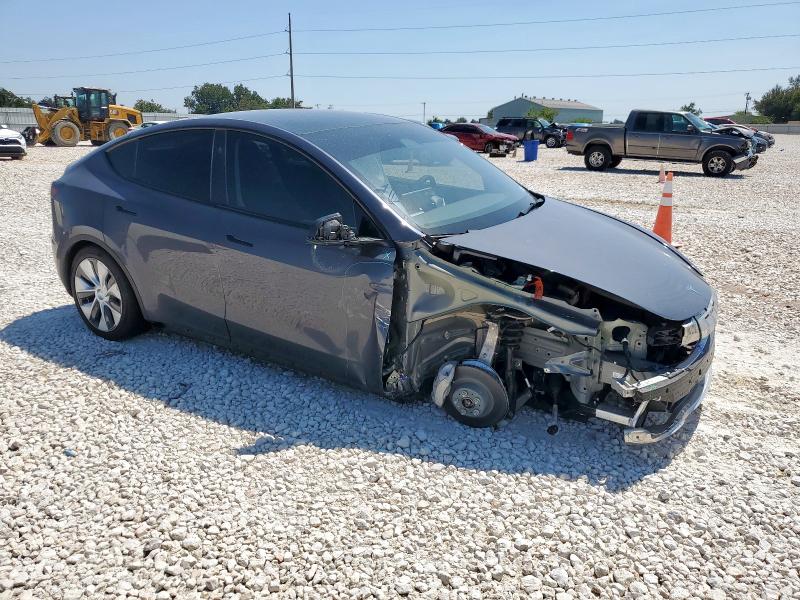 7SAYGDEE5PA204606 - 2023 TESLA MODEL Y Gümüş fotoğraf 4