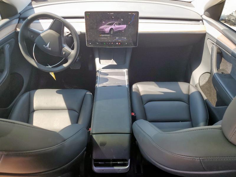 7SAYGDEE5PA204606 - 2023 TESLA MODEL Y Gümüş fotoğraf 8