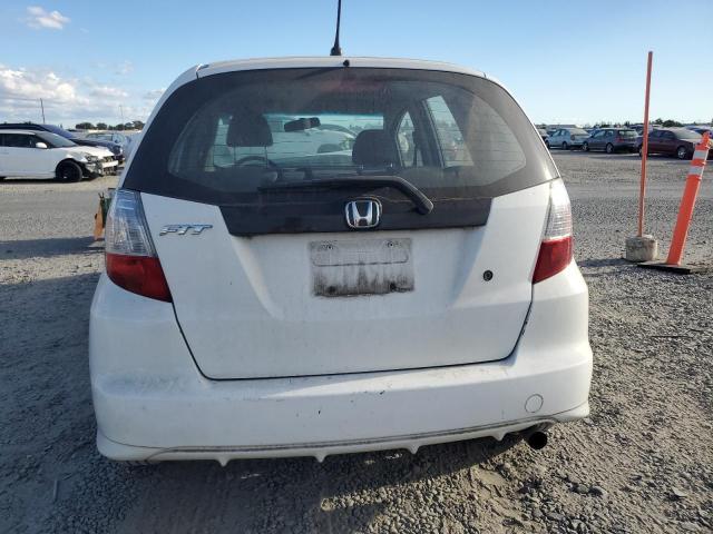 JHMGE8H25AS000231 - 2010 HONDA FIT WHITE photo 6