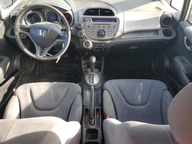 JHMGE8H25AS000231 - 2010 HONDA FIT WHITE photo 8