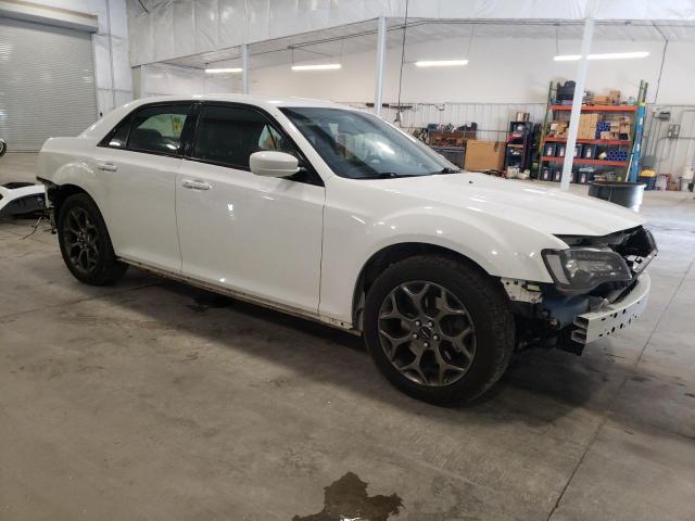 2C3CCAGGXFH849591 - 2015 CHRYSLER 300 S WHITE photo 4