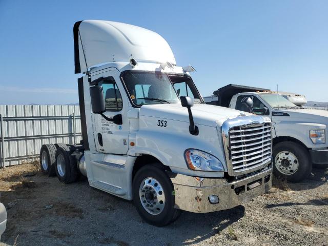 2015 FREIGHTLINER CASCADIA 1, 