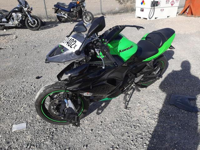 ML5EXEN16LDA11823 - 2020 KAWASAKI EX650 N GREEN photo 2