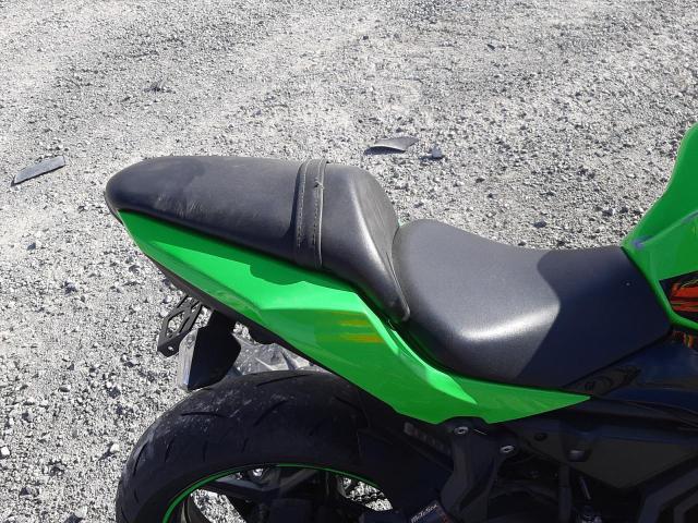 ML5EXEN16LDA11823 - 2020 KAWASAKI EX650 N GREEN photo 6