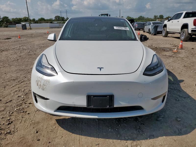 5YJYGDEE5LF045161 - 2020 TESLA MODEL Y 白色 照片 5