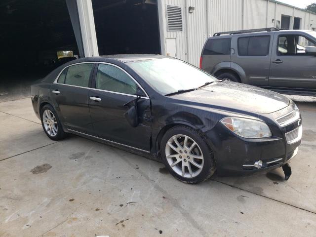1G1ZE5E02AF319132 - 2010 CHEVROLET MALIBU LTZ შავი ფოტო 4