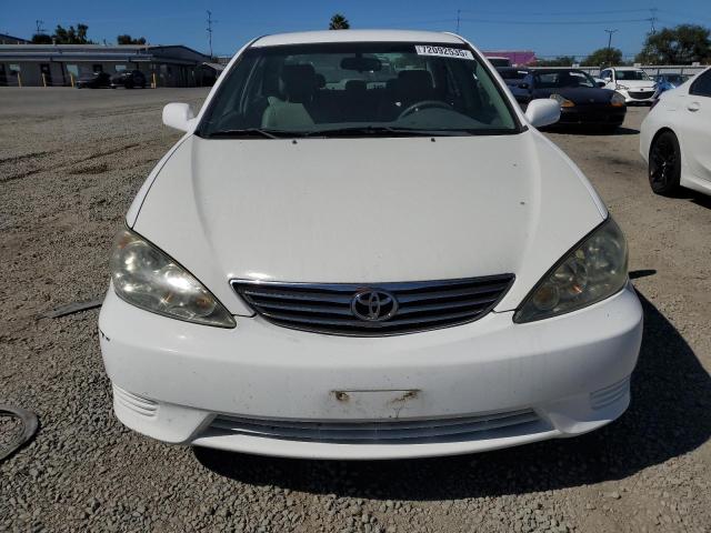 4T1BE32K65U023949 - 2005 TOYOTA CAMRY LE თეთრი ფოტო 5