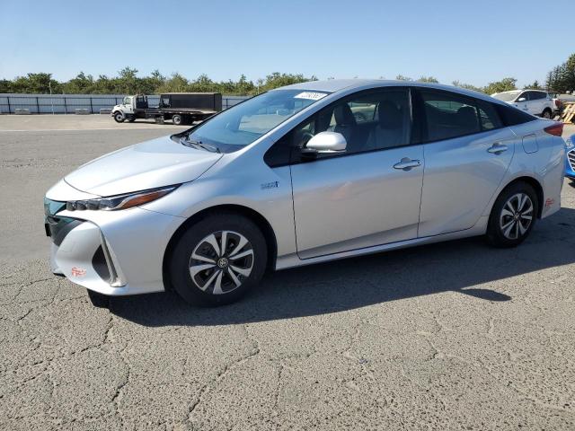 JTDKARFP5H3057383 - 2017 TOYOTA PRIUS PRIM SILVER photo 1