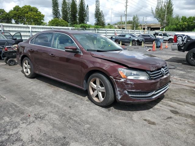 1VWBP7A3XDC042246 - 2013 VOLKSWAGEN PASSAT SE 紫色 照片 4