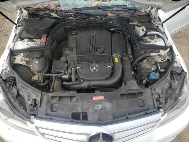 WDDGF4HB8DA743554 - 2013 MERCEDES-BENZ C 250 WHITE photo 11