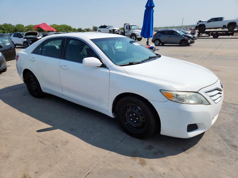 4T4BF3EK2AR042149 - 2010 TOYOTA CAMRY BASE Weiß Foto 4