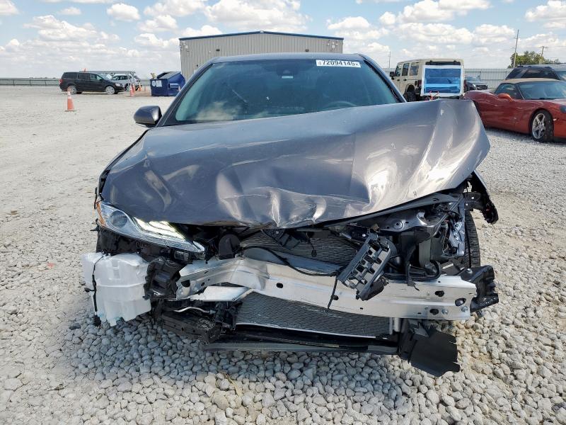 4T1F11AK3PU831634 - 2023 TOYOTA CAMRY XLE 灰色 照片 5