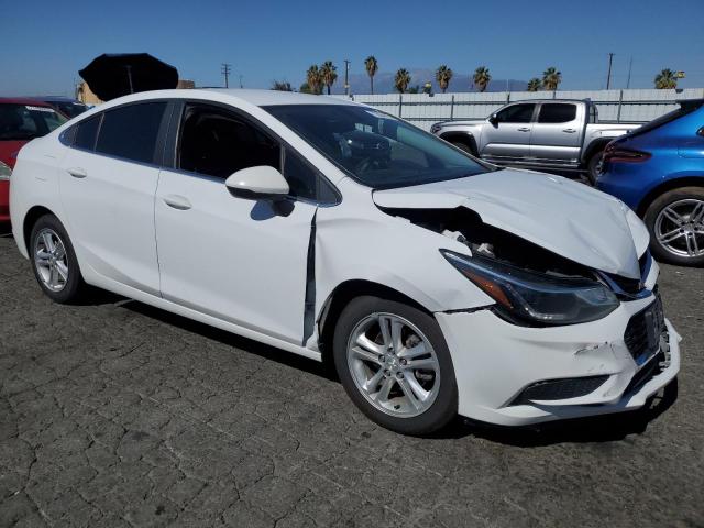 1G1BE5SM2J7248338 - 2018 CHEVROLET CRUZE LT WHITE photo 4