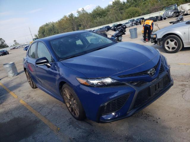4T1T11AKXPU118796 - 2023 TOYOTA CAMRY SE NIGHT SHADE BLUE photo 4