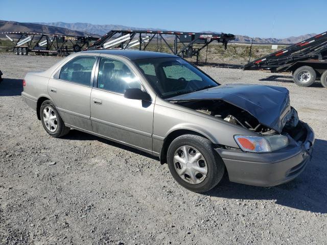 4T1BG22K41U045804 - 2001 TOYOTA CAMRY CE BEIGE photo 4