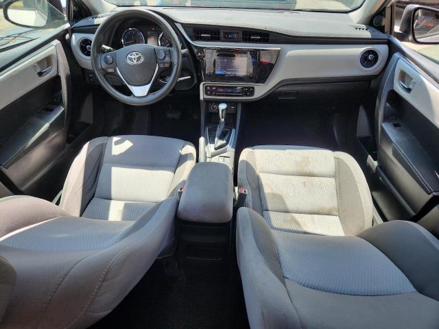 5YFBURHE5JP772910 - 2018 TOYOTA COROLLA L SILVER photo 8