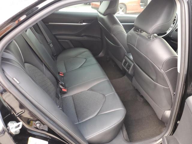 4T1B61HK6JU060485 - 2018 TOYOTA CAMRY XSE Siyah fotoğraf 10