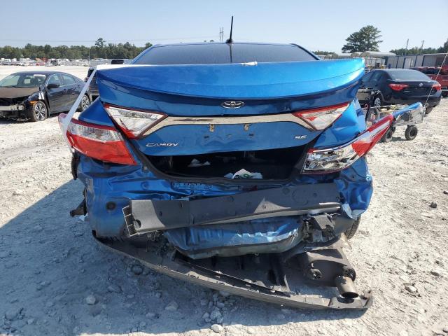 4T1BF1FK4HU623157 - 2017 TOYOTA CAMRY LE BLUE photo 6