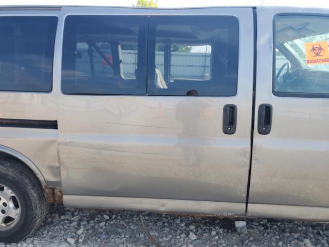 1GNFH15T161236050 - 2006 CHEVROLET EXPRESS G1 GRAY photo 11