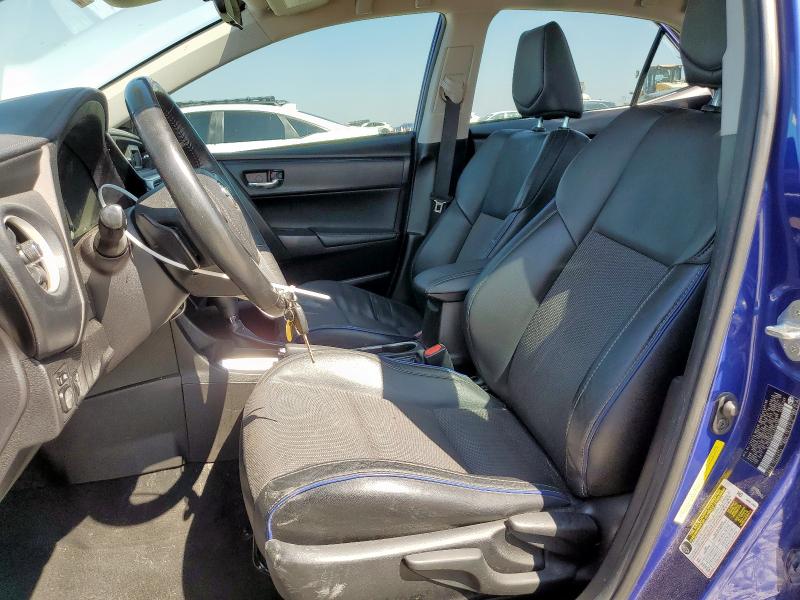 5YFBURHE1JP765355 - 2018 TOYOTA COROLLA L BLUE photo 7