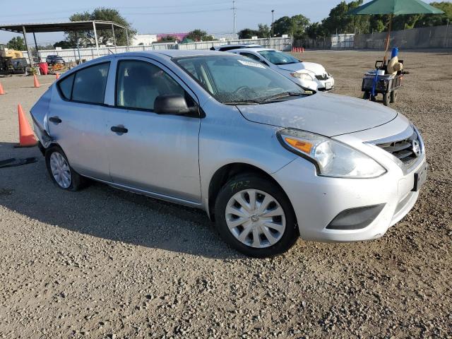 3N1CN7AP3FL900103 - 2015 NISSAN VERSA S SILVER photo 4