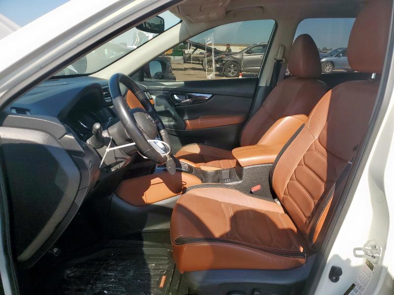 JN8AT2MV5HW252904 - 2017 NISSAN ROGUE S WHITE photo 7