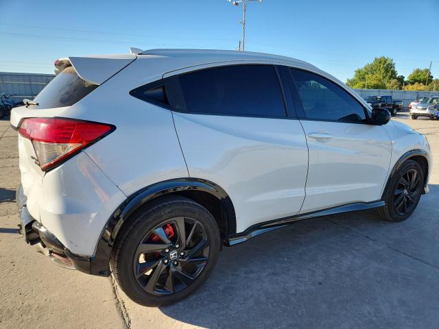 3CZRU6H13NM761146 - 2022 HONDA HR-V SPORT WHITE photo 3