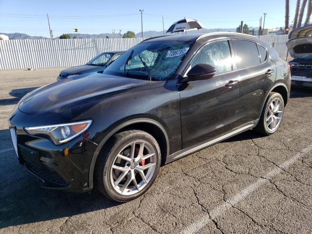 ZASFAKPNXJ7B82567 - 2018 ALFA ROMEO STELVIO SPORT Schwarz Foto 1