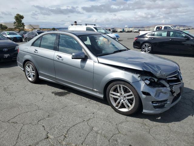 WDDGF8AB8DR251254 - 2013 MERCEDES-BENZ C 300 4MATIC SILVER photo 4