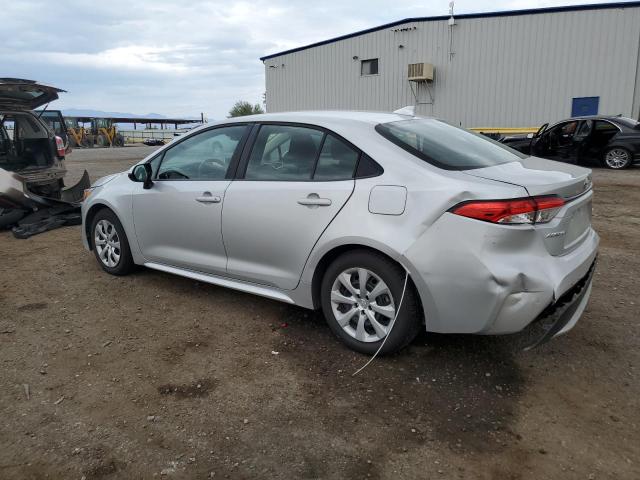 5YFEPMAE7MP199496 - 2021 TOYOTA COROLLA LE SILVER photo 2