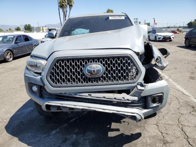3TMAZ5CN6KM113062 - 2019 TOYOTA TACOMA DOUBLE CAB Gri fotoğraf 5