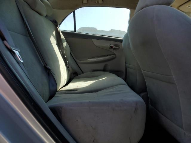 1NXBU4EEXAZ264387 - 2010 TOYOTA COROLLA BASE 银色 照片 10