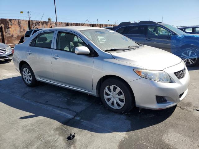 1NXBU4EEXAZ264387 - 2010 TOYOTA COROLLA BASE 银色 照片 4