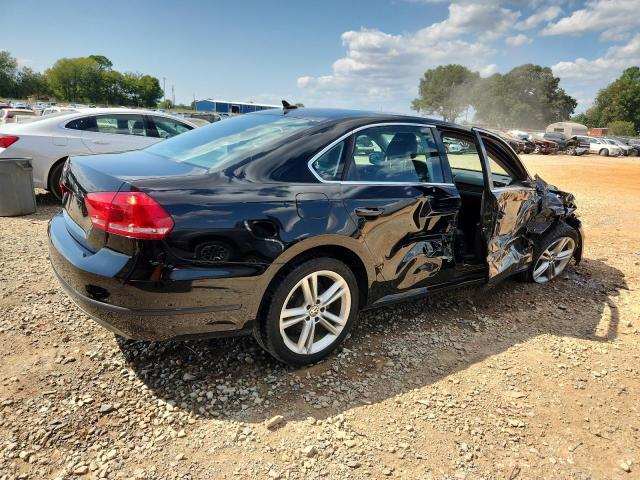 1VWCN7A36DC056008 - 2013 VOLKSWAGEN PASSAT SEL BLACK photo 3