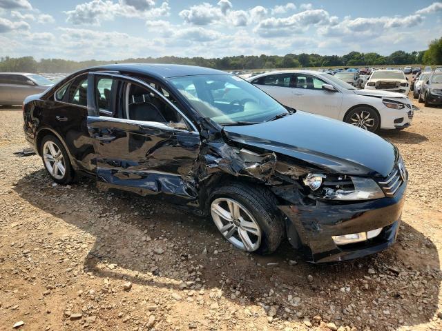 1VWCN7A36DC056008 - 2013 VOLKSWAGEN PASSAT SEL BLACK photo 4