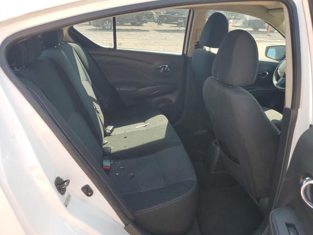 3N1CN7AP3KL849650 - 2019 NISSAN VERSA S WHITE photo 10